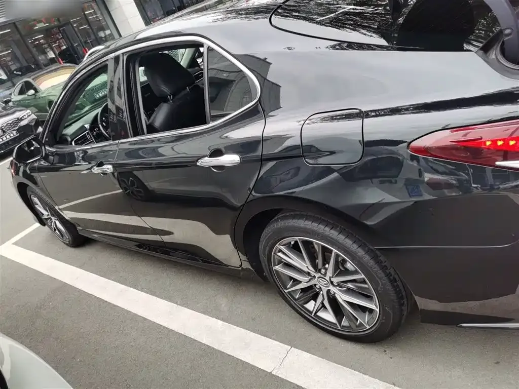 Toyota Camry 2022 из CN, фото 4