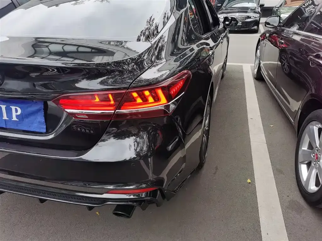 Toyota Camry 2022 из CN, фото 7