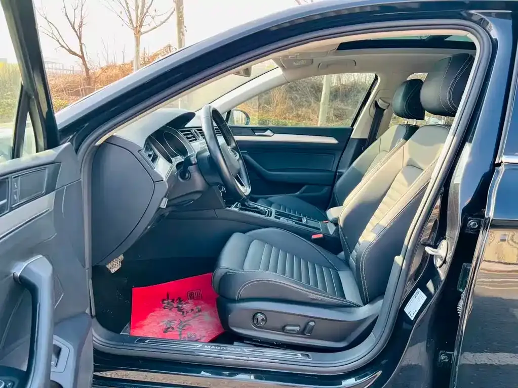 Volkswagen Magotan 2021 из CN, фото 6