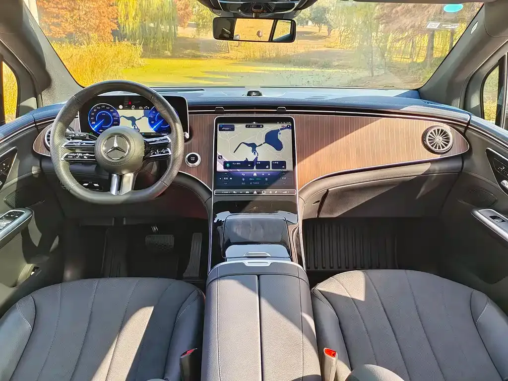 Mercedes-Benz EQE SUV 2023 из CN, фото 4