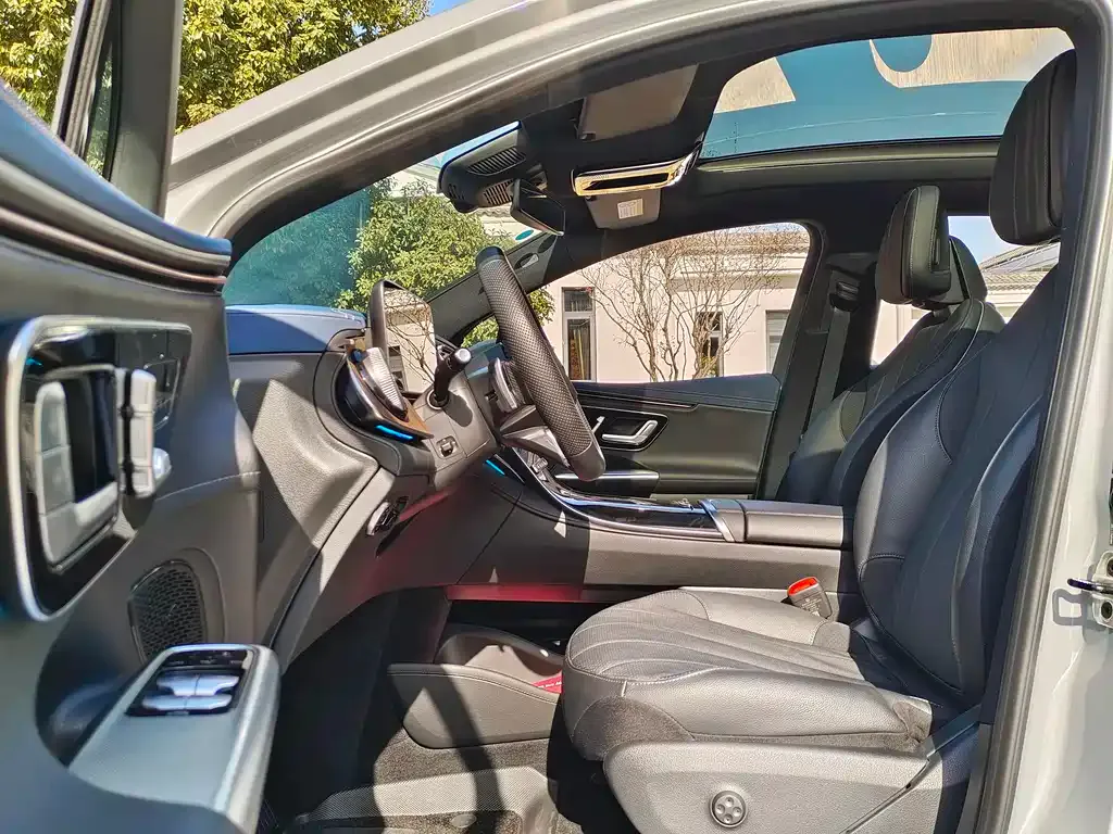 Mercedes-Benz EQE SUV 2023 из CN, фото 6