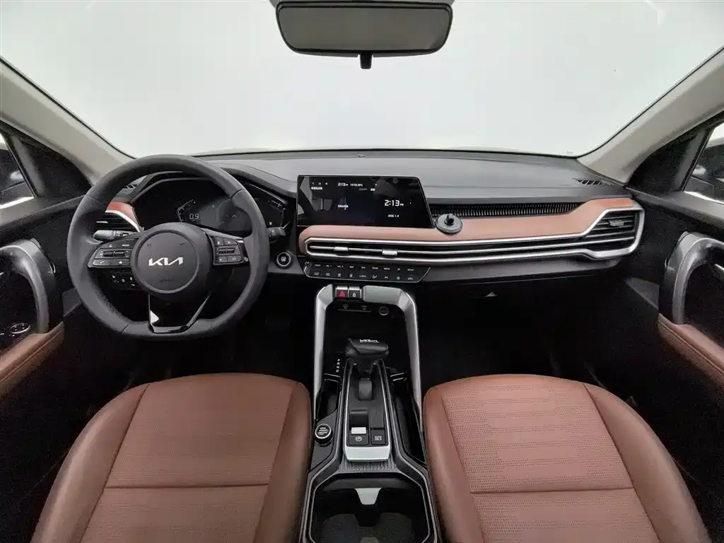 Kia Sportage 2023 из CN, фото 8