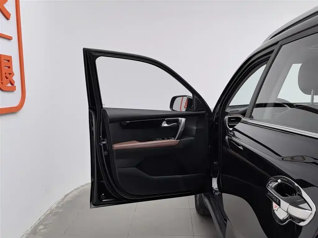 Kia Sportage 2023 из CN, фото 4