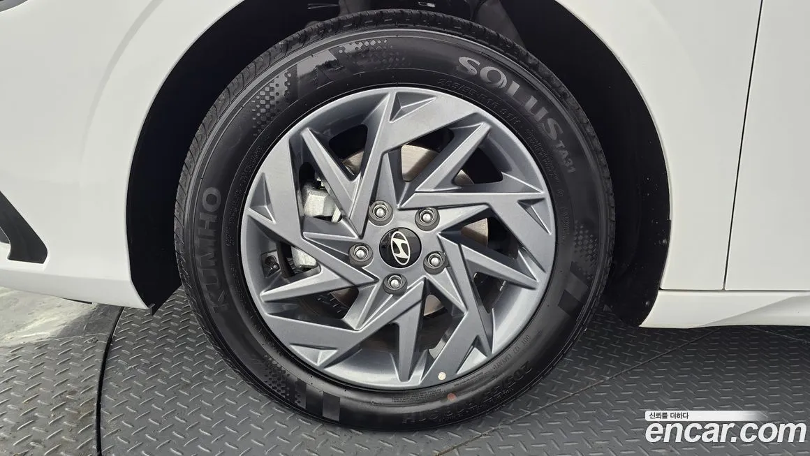 Hyundai AVANTE — фото 8