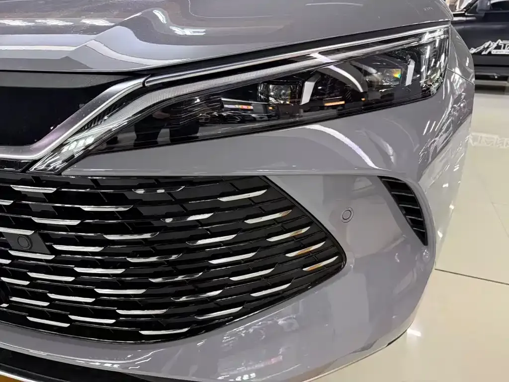 BYD Qin L — фото 9