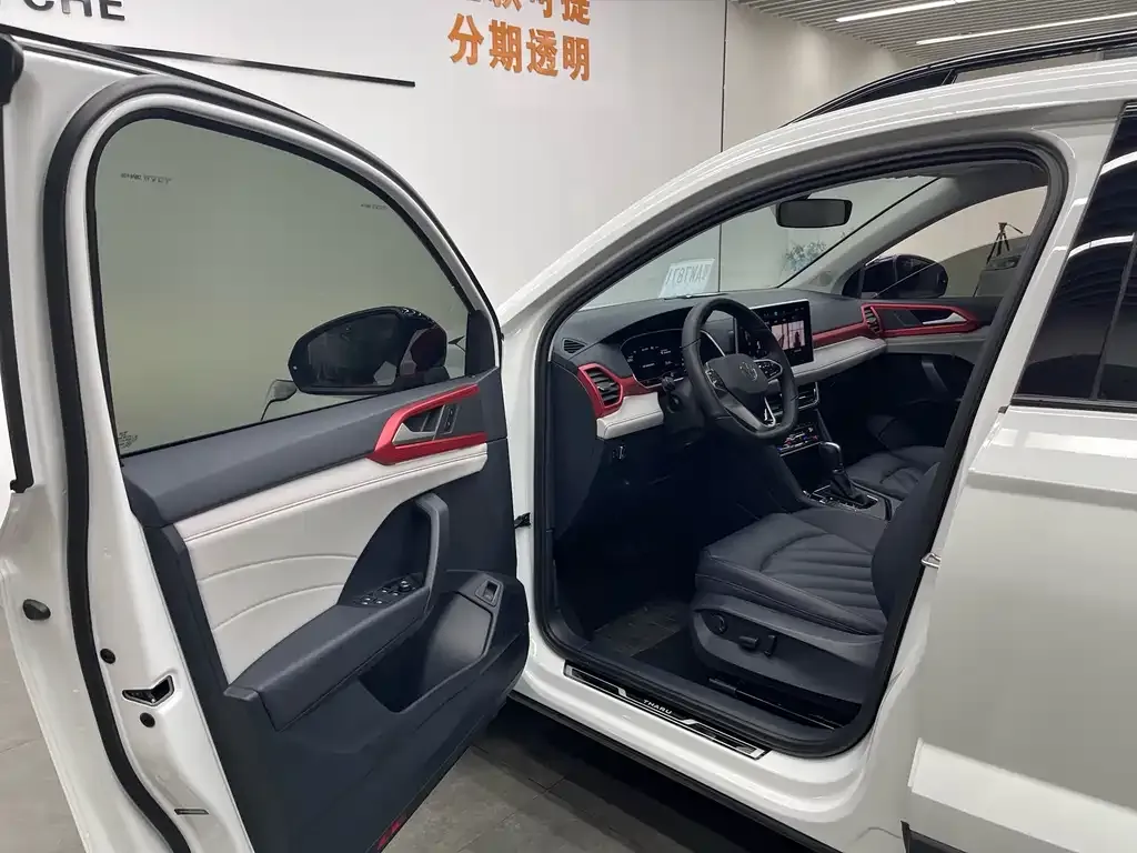 Volkswagen Tharu 2024 из CN, фото 6