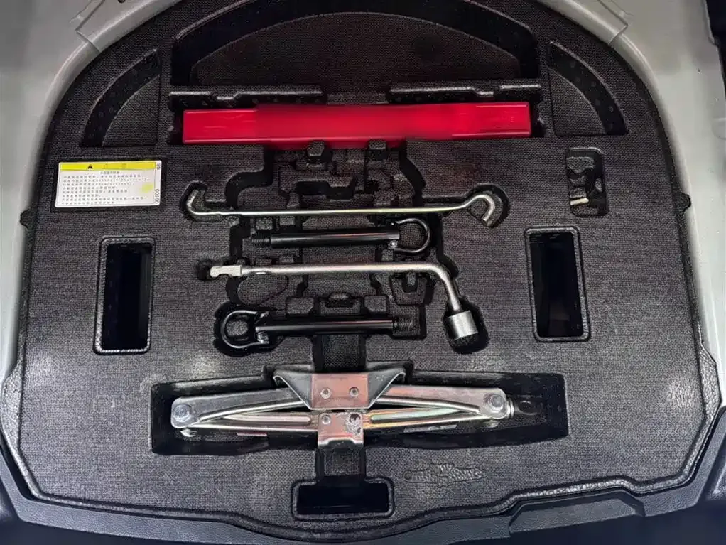 Toyota Levin 2021 из CN, фото 9