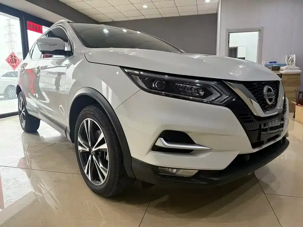 Nissan Qashqai — фото 3
