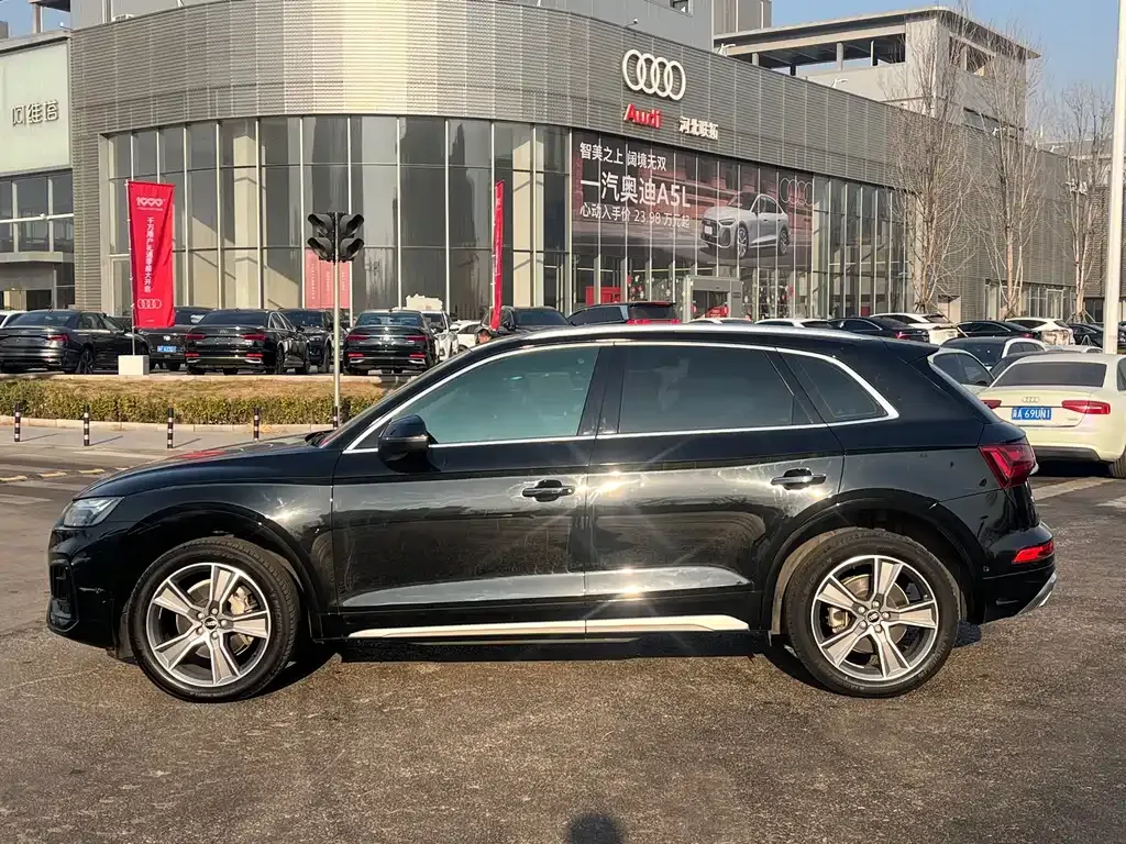 Audi Q5L 2021 из CN, фото 10