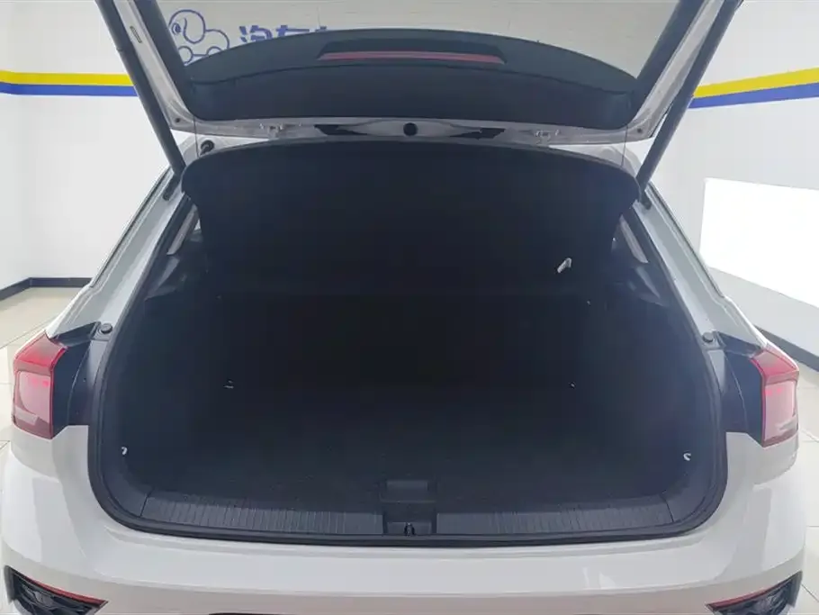 Volkswagen T-Roc 2021 из CN, фото 6