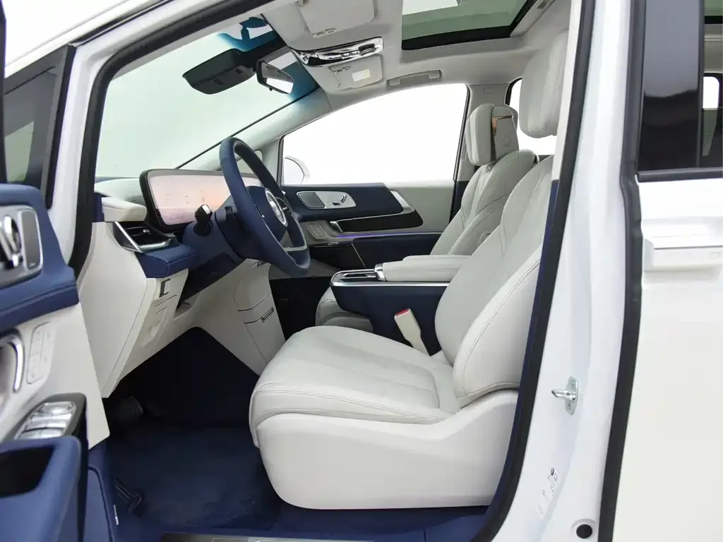 Buick Century 2024 из CN, фото 9
