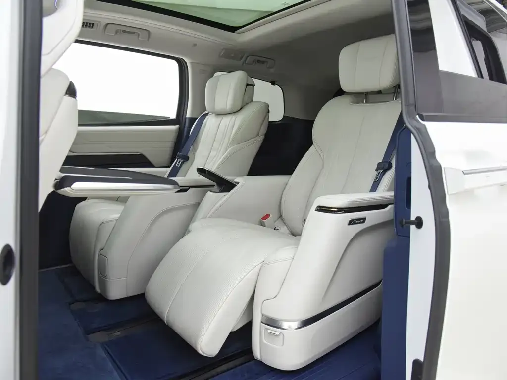 Buick Century 2024 из CN, фото 6