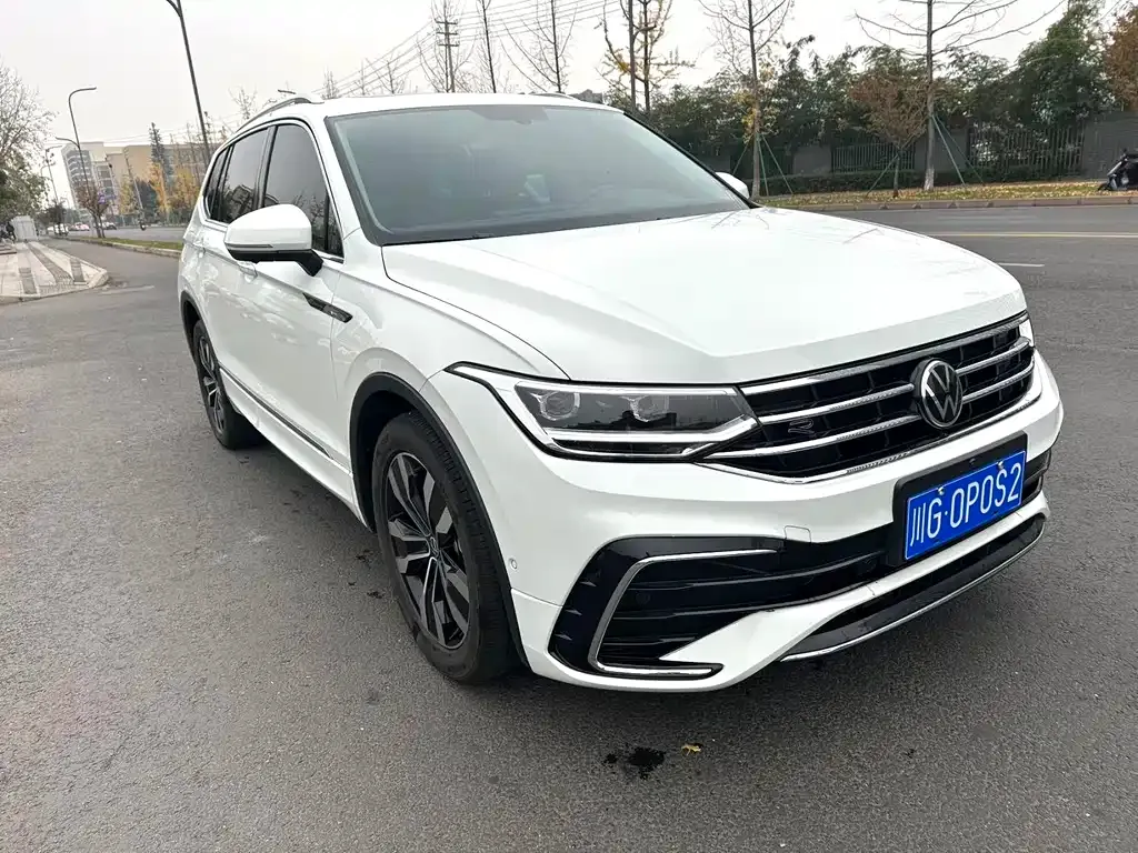 Volkswagen Tiguan L 2024 из CN, фото 5