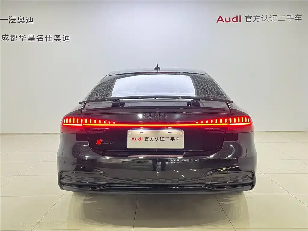 Audi A7 2024 из CN, фото 4