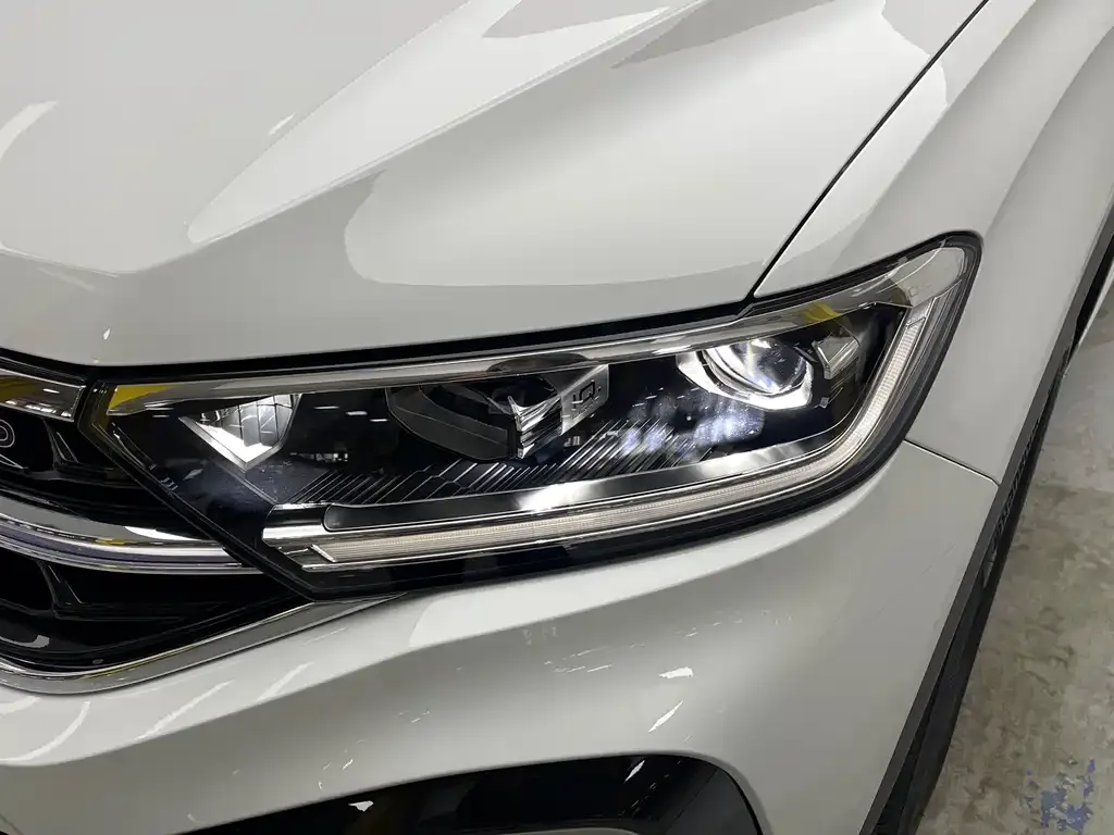 Volkswagen T-Roc 2025 из CN, фото 9