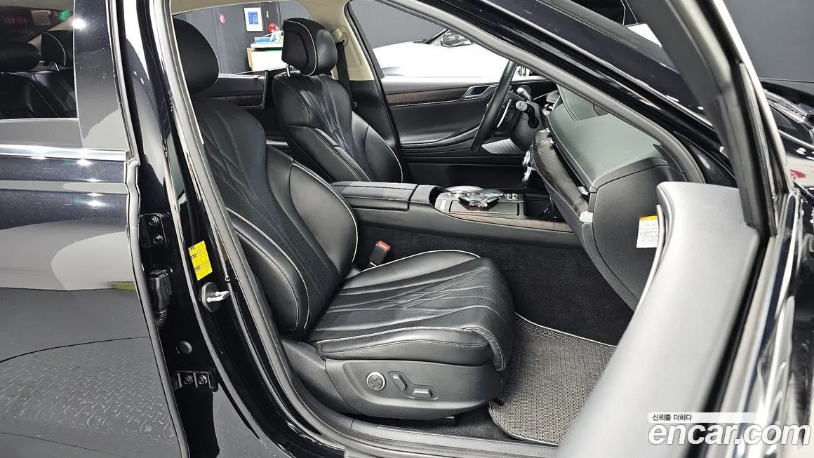 Genesis G80 — фото 10