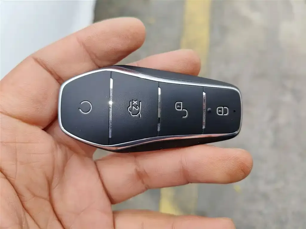 BYD Destroyer 05 2024 из CN, фото 7