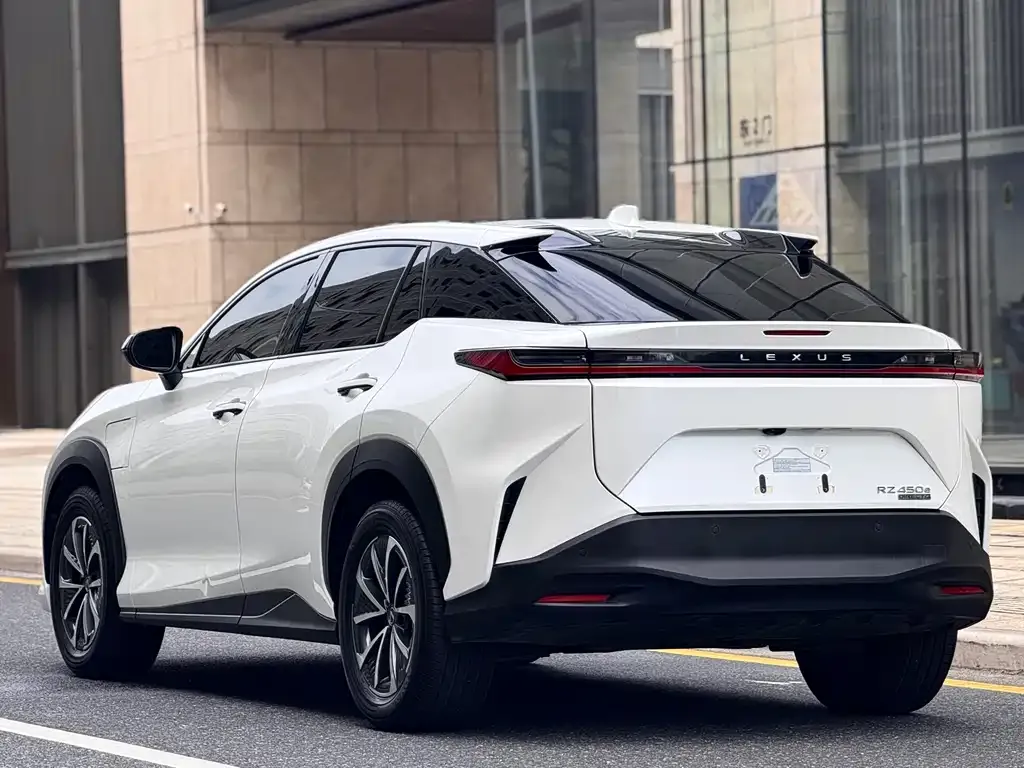Lexus RZ 2023 из CN, фото 3