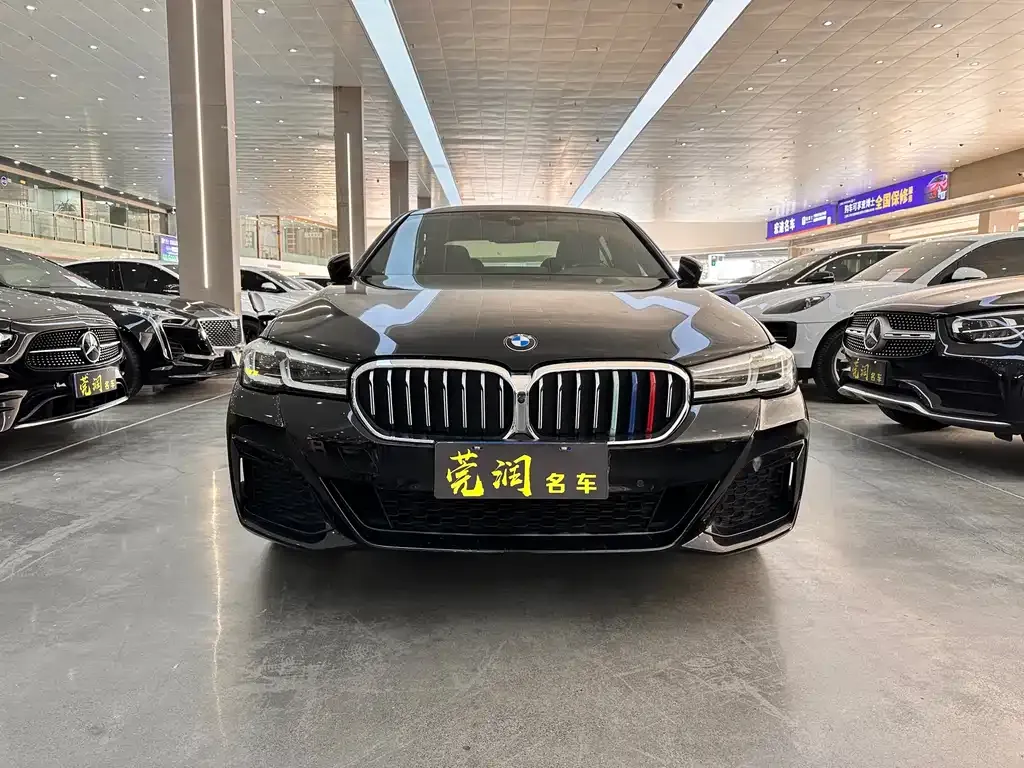 BMW 5 Series — фото 2