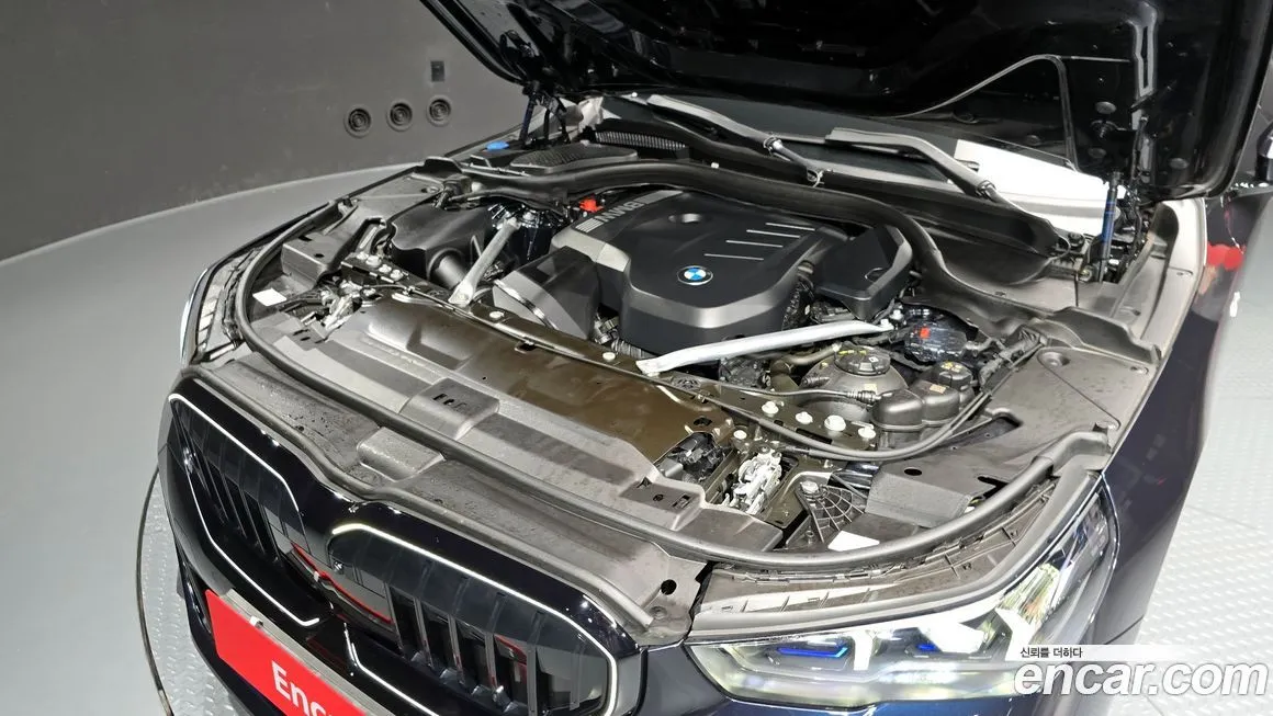 BMW 5-Series 2024 из KR, фото 6