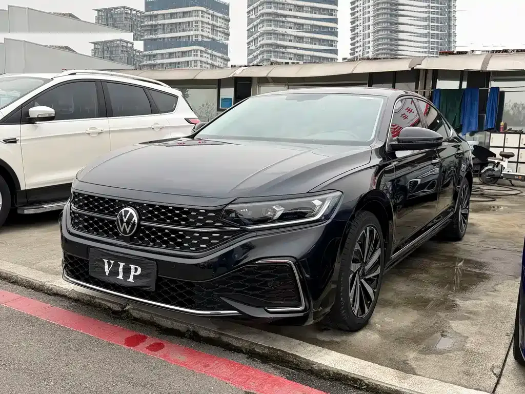Volkswagen Passat 2022 из CN, фото 1