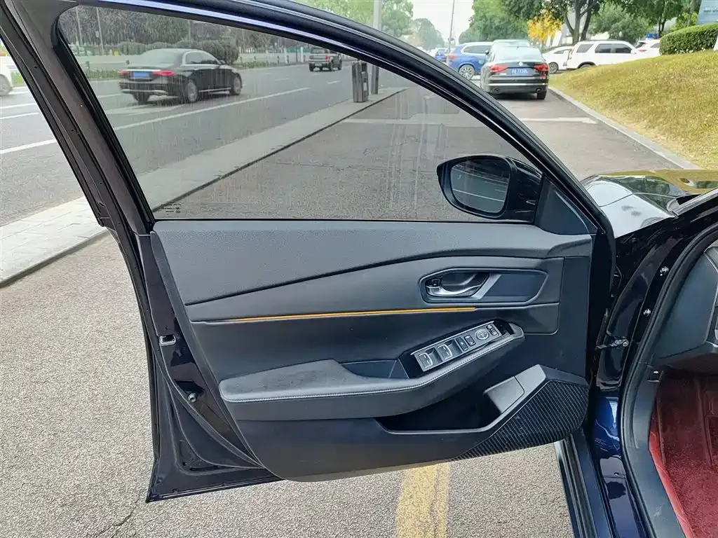 Honda Accord 2024 из CN, фото 4