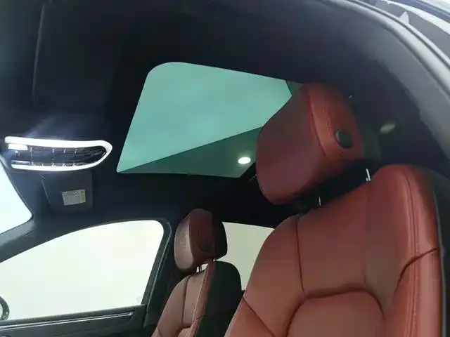 Porsche Macan 2023 из CN, фото 6
