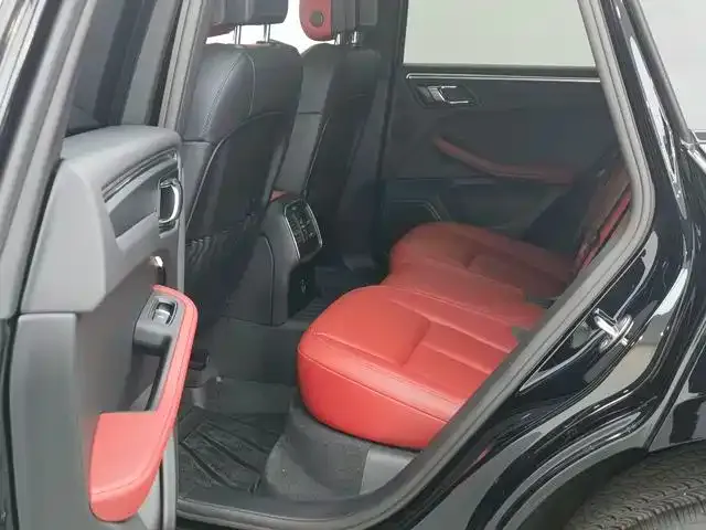 Porsche Macan 2023 из CN, фото 9