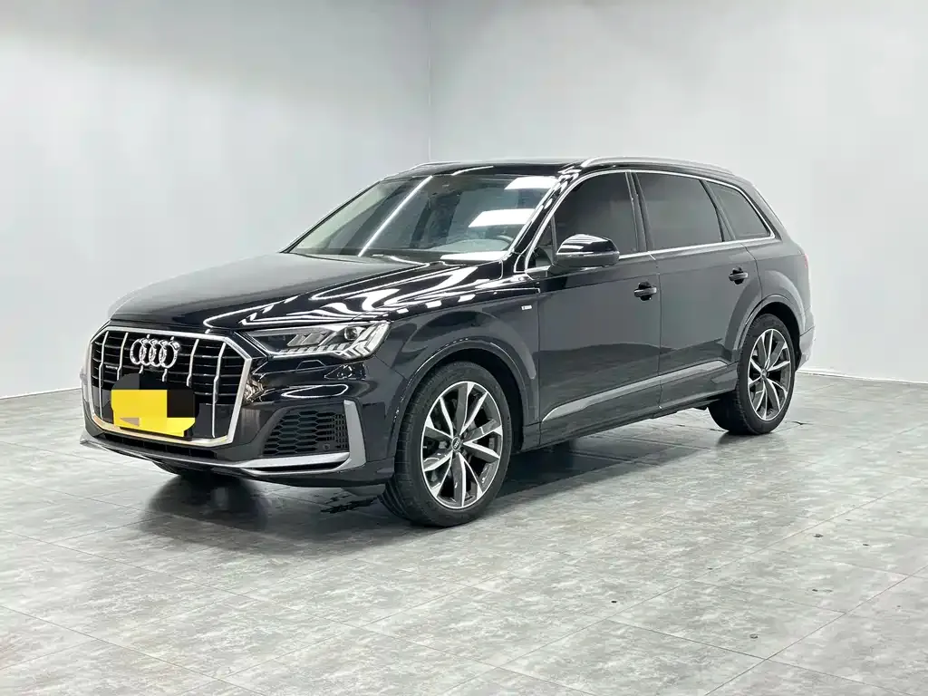 Audi Q7 2021 из CN, фото 1