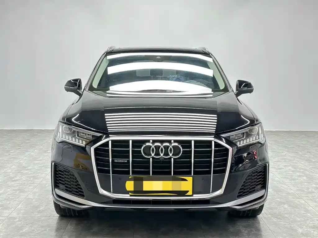 Audi Q7 2021 из CN, фото 3