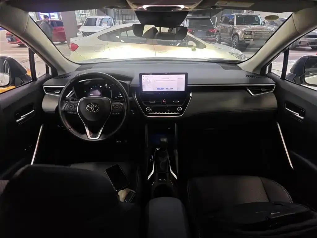 Toyota Frontlander 2023 из CN, фото 10