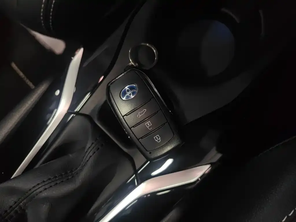 Toyota Frontlander 2023 из CN, фото 2