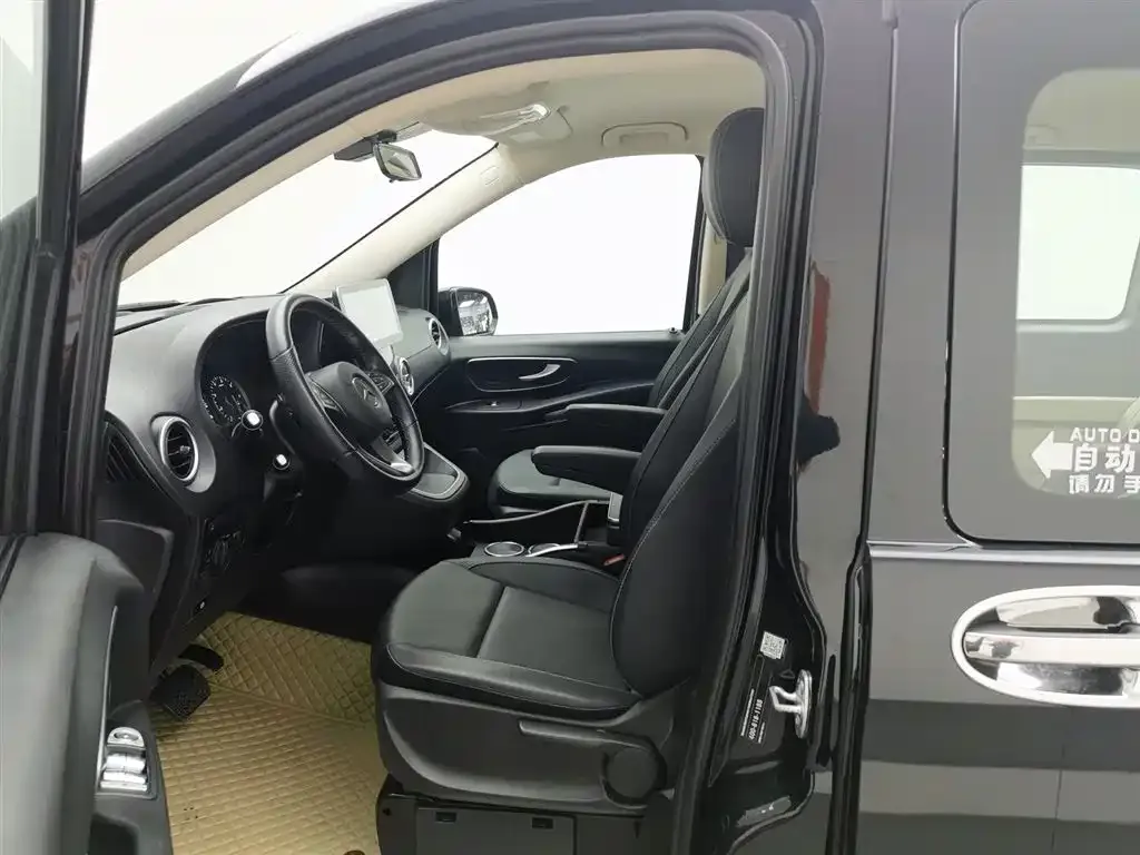 Mercedes-Benz Vito 2021 из CN, фото 9