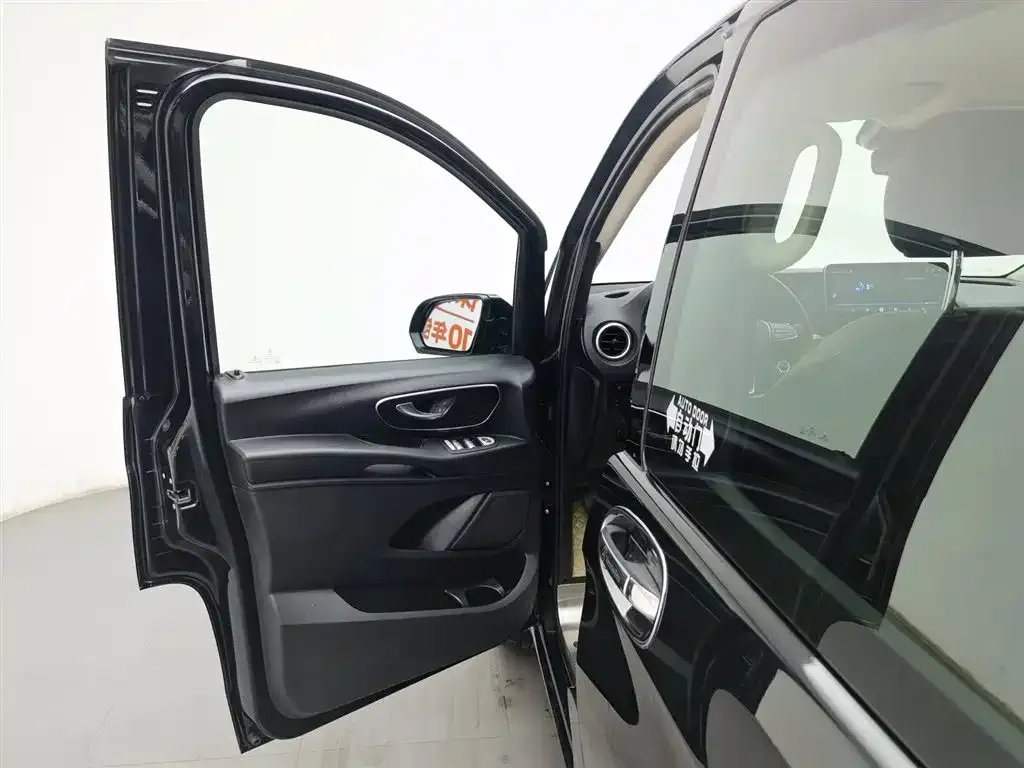 Mercedes-Benz Vito 2021 из CN, фото 3
