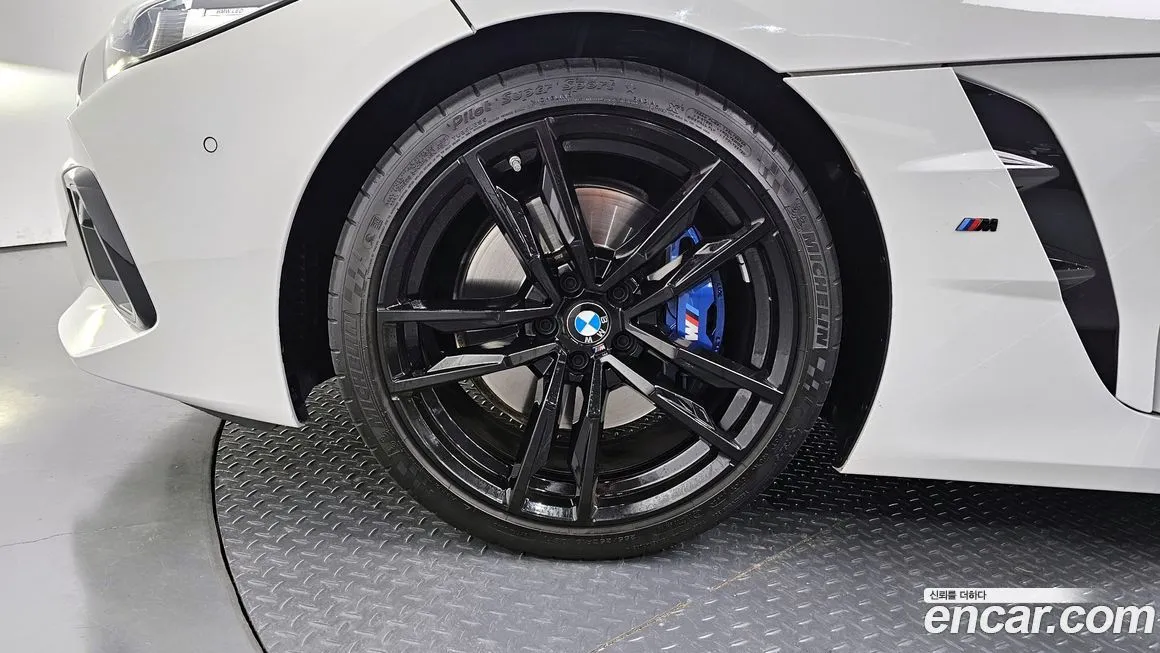 BMW Z4 2025 из KR, фото 10