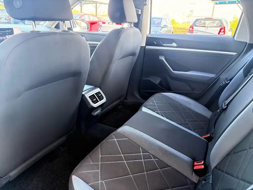 Volkswagen Lavida 2023 из CN, фото 5