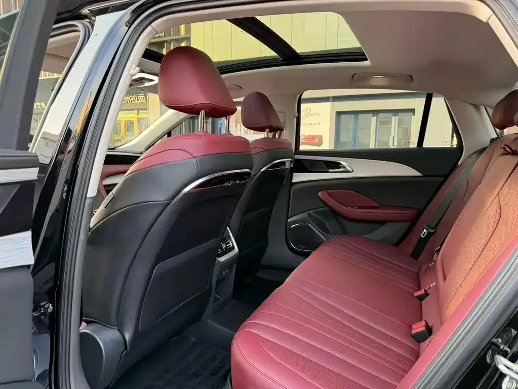 Hongqi H5 2023 из CN, фото 2