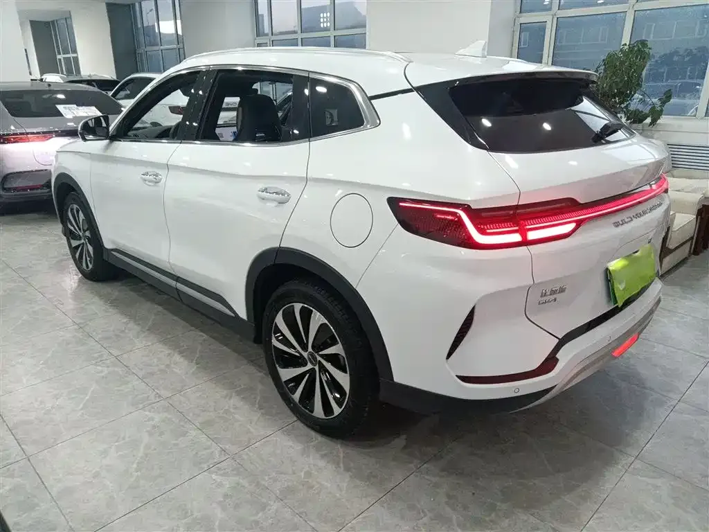 BYD PLUS New Energy — фото 5