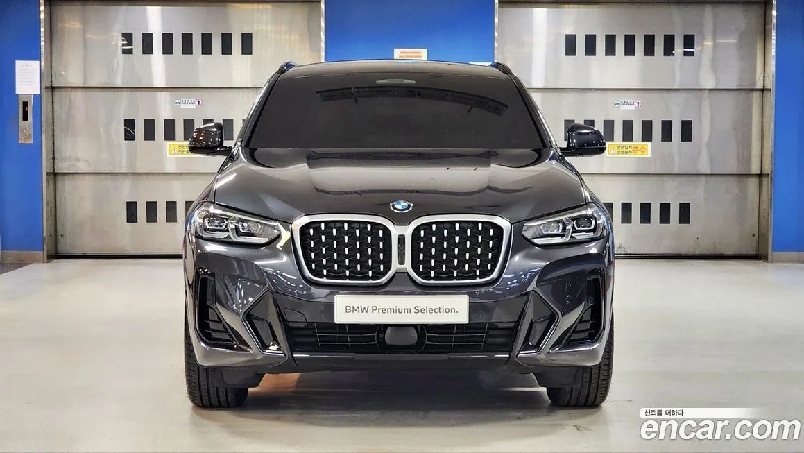 BMW X4 2025 из KR, фото 3