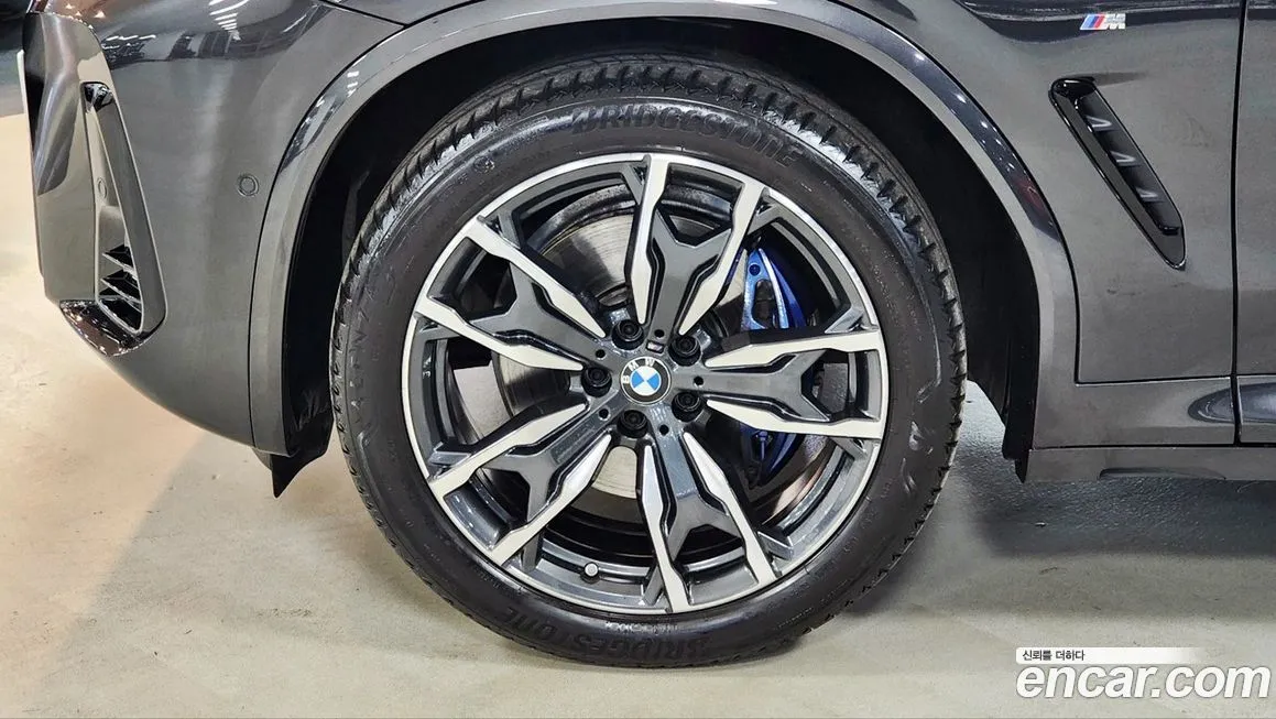 BMW X4 2025 из KR, фото 6