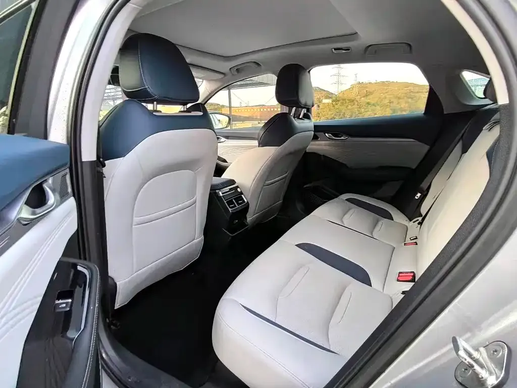 Geely Xingrui 2022 из CN, фото 2