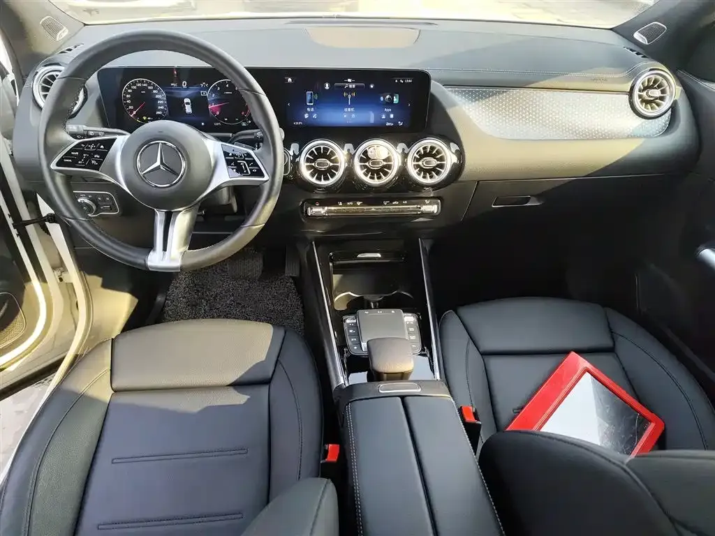 Mercedes-Benz GLA — фото 9