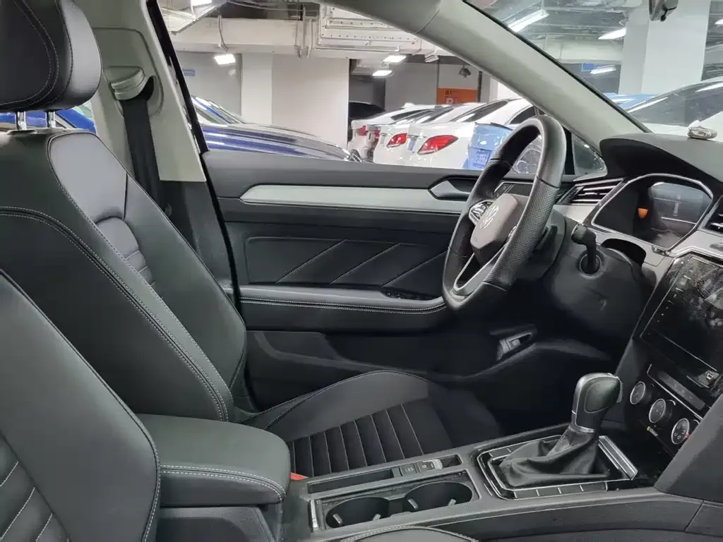 Volkswagen Magotan 2025 из CN, фото 8