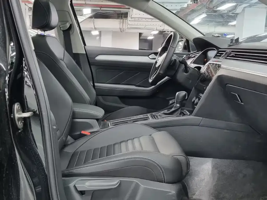Volkswagen Magotan 2025 из CN, фото 9