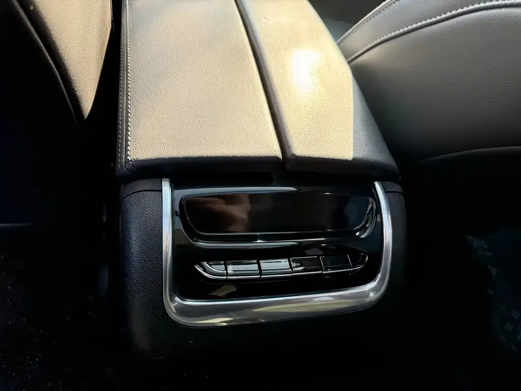 Buick Enclave 2021 из CN, фото 5