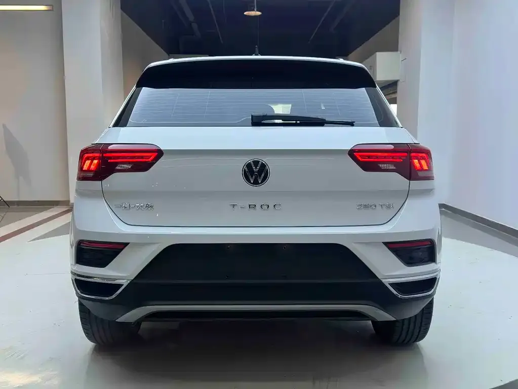 Volkswagen T-Roc 2023 из CN, фото 4
