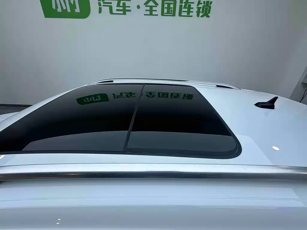 Volkswagen T-Roc 2023 из CN, фото 9