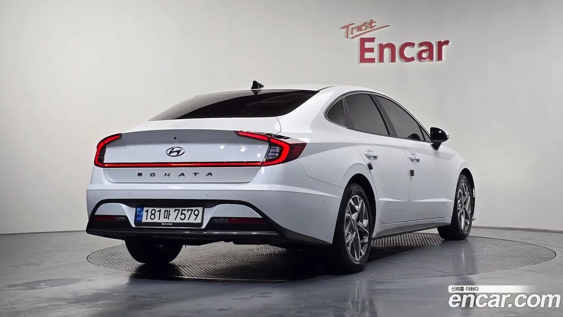 Hyundai Sonata — фото 2