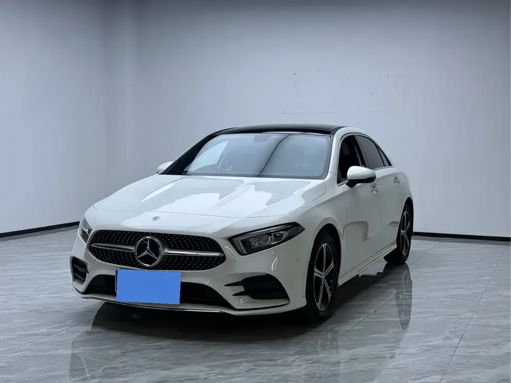 Mercedes-Benz A-Class — фото 1