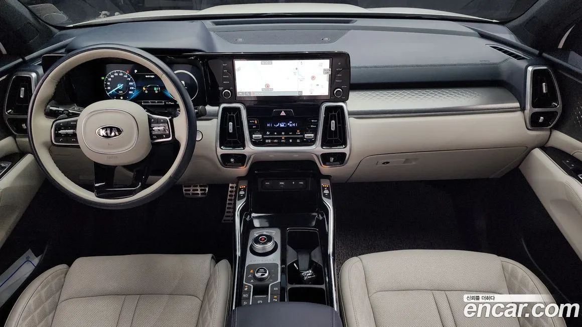 Kia Sorento — фото 7